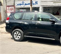 تۆیۆتا لاندكروزر پرادۆ